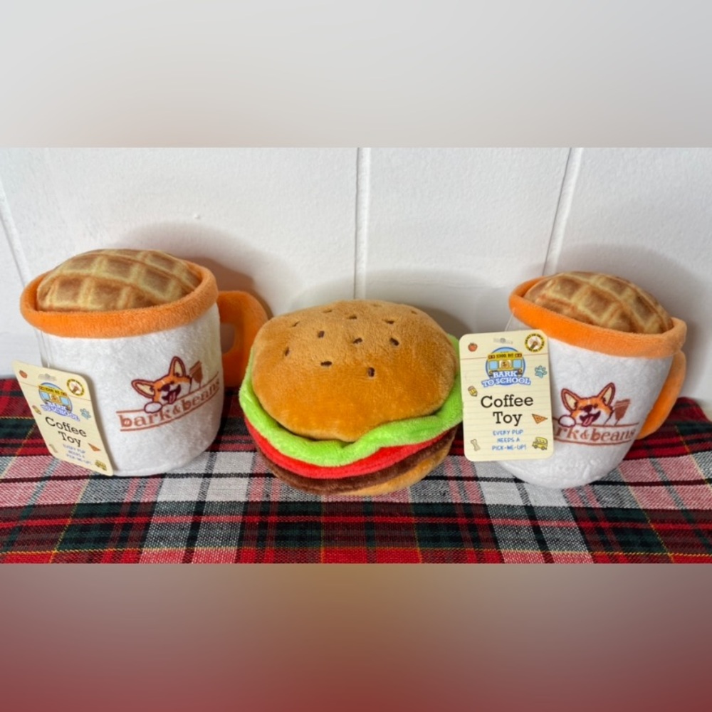 Coffee Toy Sets Of 2 and 1 Hamburger Toys.